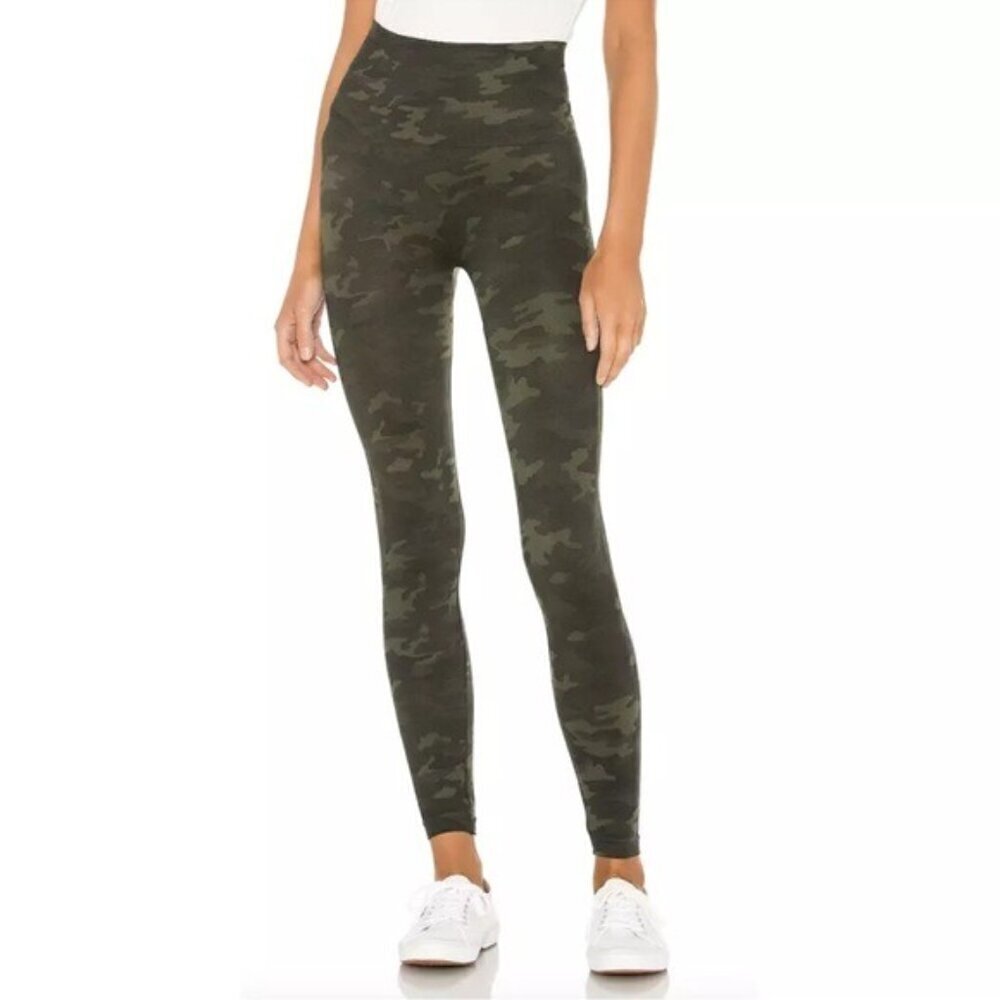 Spanx Look At Me Now Seamless Legging Green Camo Size Small high rise sh…